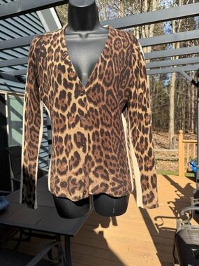 Neiman Marcus Brown Leopard Print V-Neck Button Cardigan